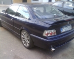 BMW 318 details