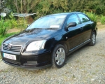 Toyota Avensis details