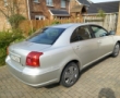 Toyota Avensis details